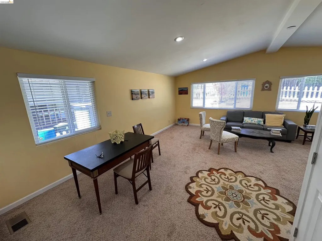 132 Phyllis Court Vallejo CA 94591