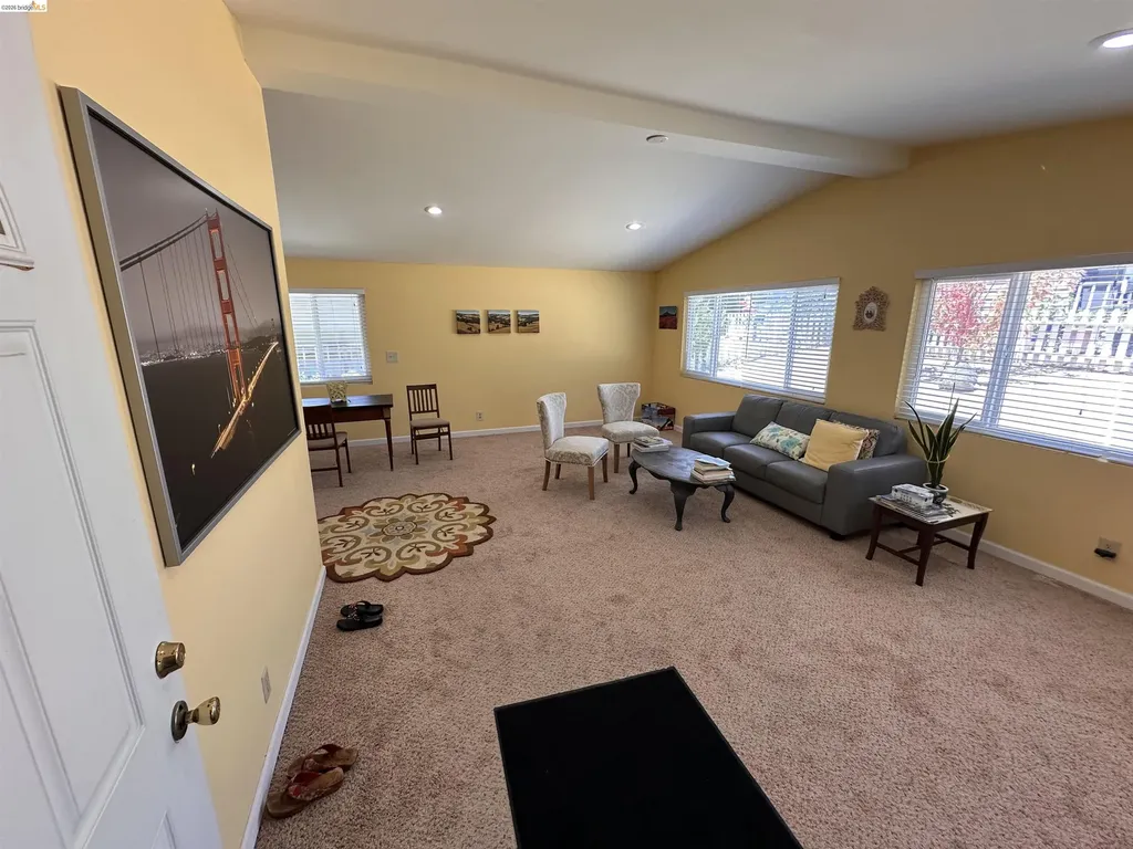 132 Phyllis Court Vallejo CA 94591