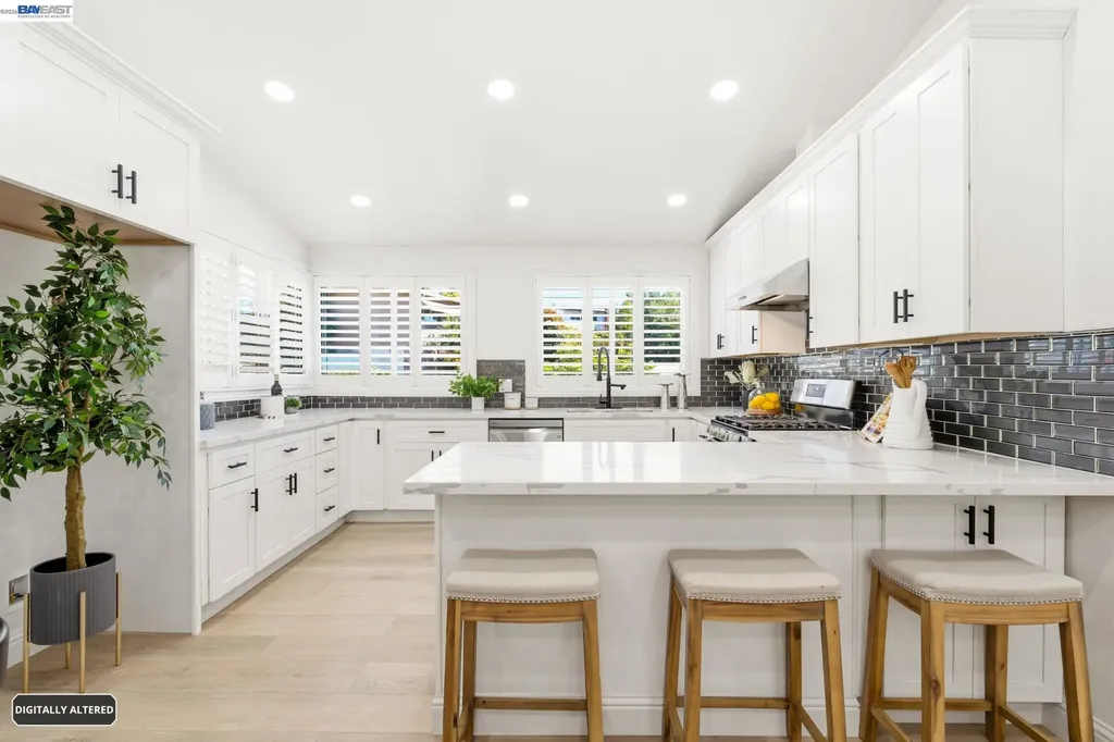 5034 Rahlves Drive Castro Valley CA 94546