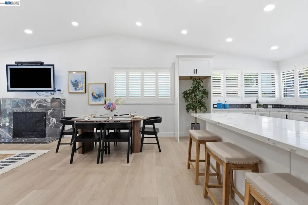 5034 Rahlves Drive Castro Valley CA 94546