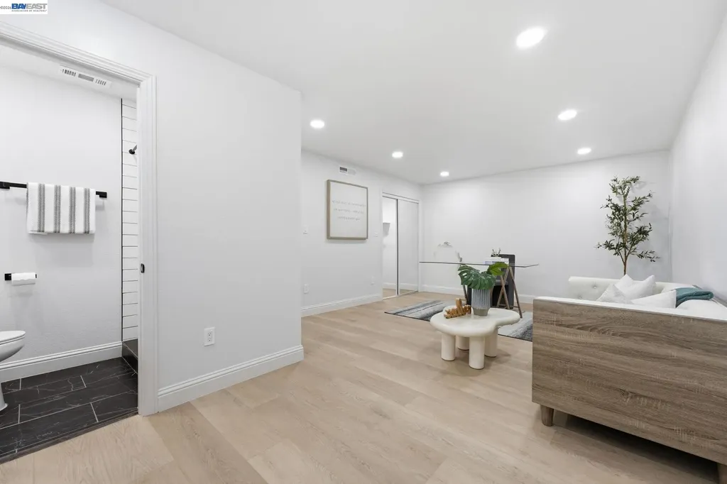5034 Rahlves Drive Castro Valley CA 94546