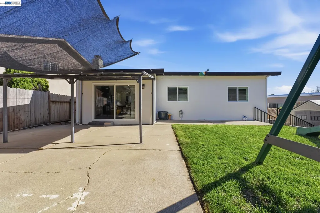 5034 Rahlves Drive Castro Valley CA 94546