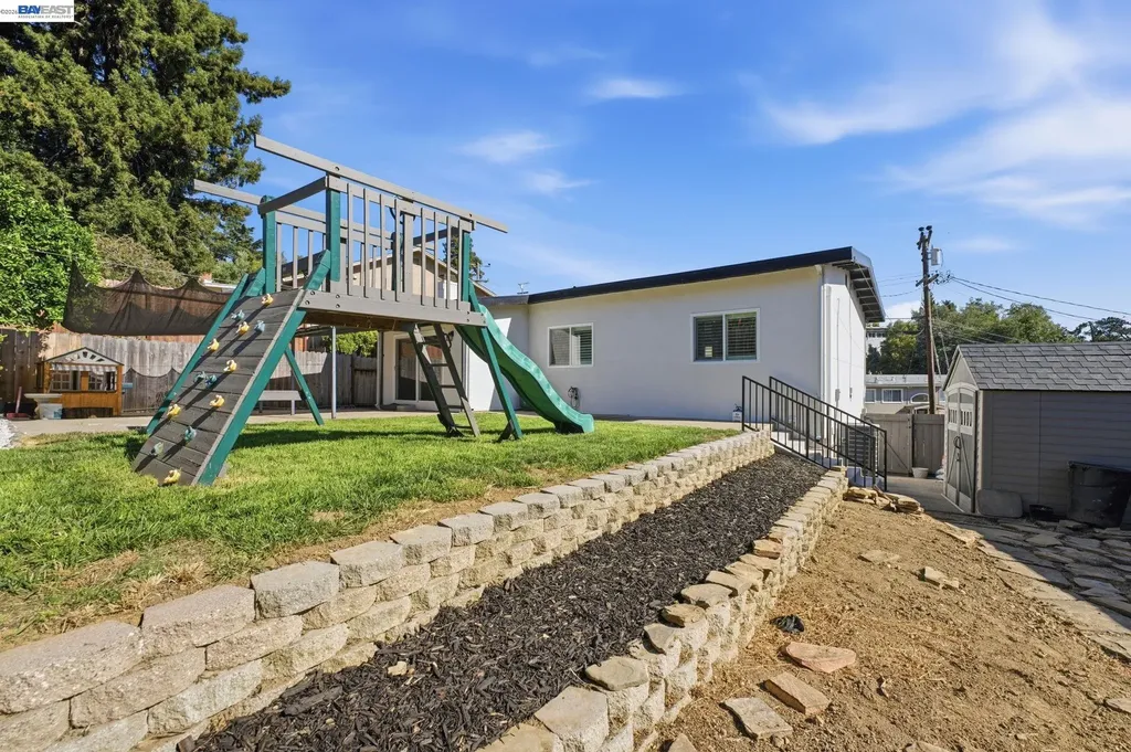 5034 Rahlves Drive Castro Valley CA 94546