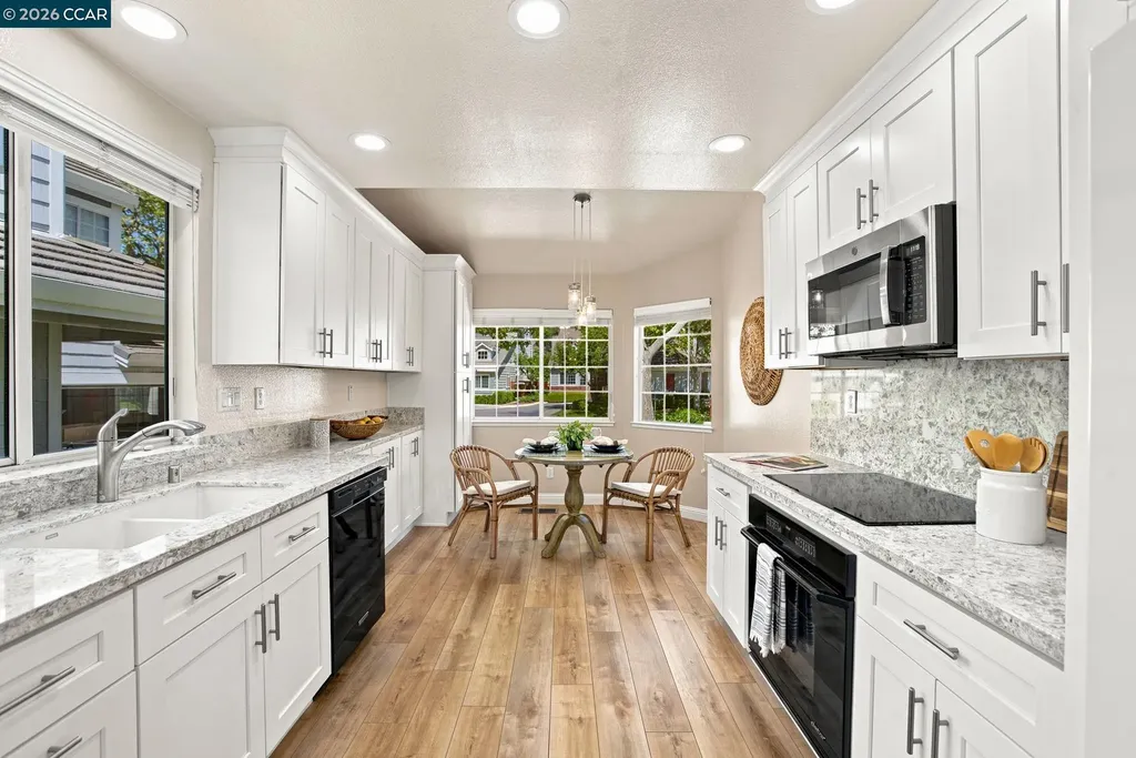 636 Julpun Loop Clayton CA 94517