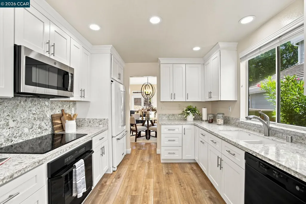 636 Julpun Loop Clayton CA 94517
