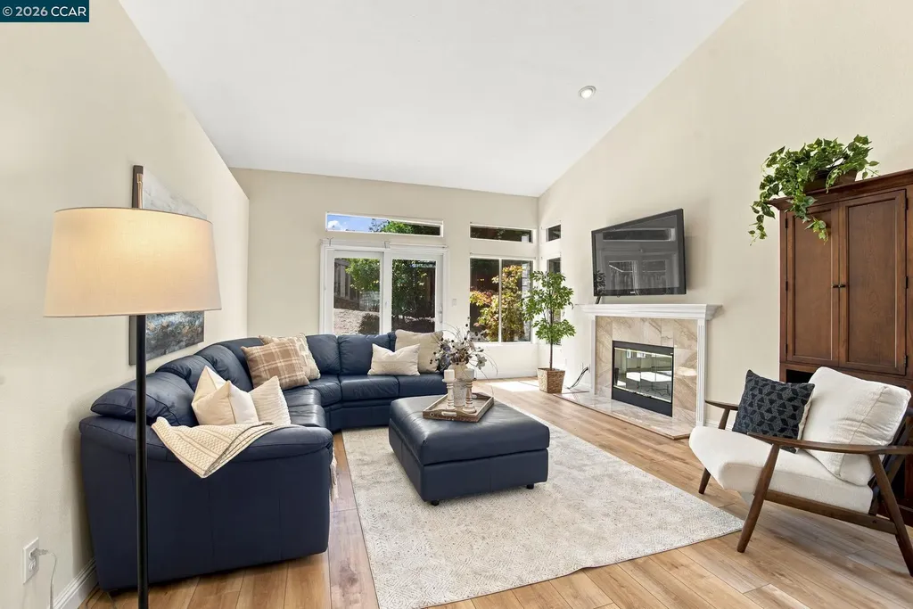636 Julpun Loop Clayton CA 94517