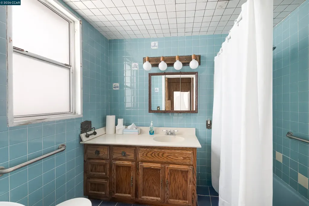 2968 Madeline Street Oakland CA 94602