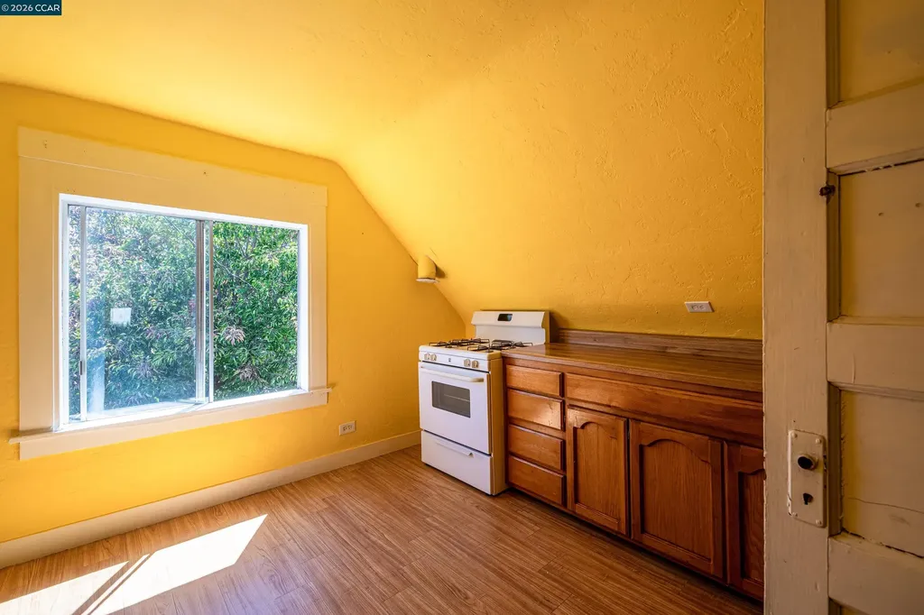 2968 Madeline Street Oakland CA 94602