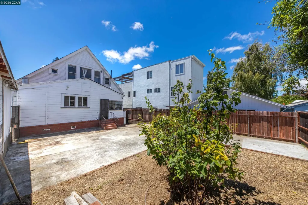 2968 Madeline Street Oakland CA 94602
