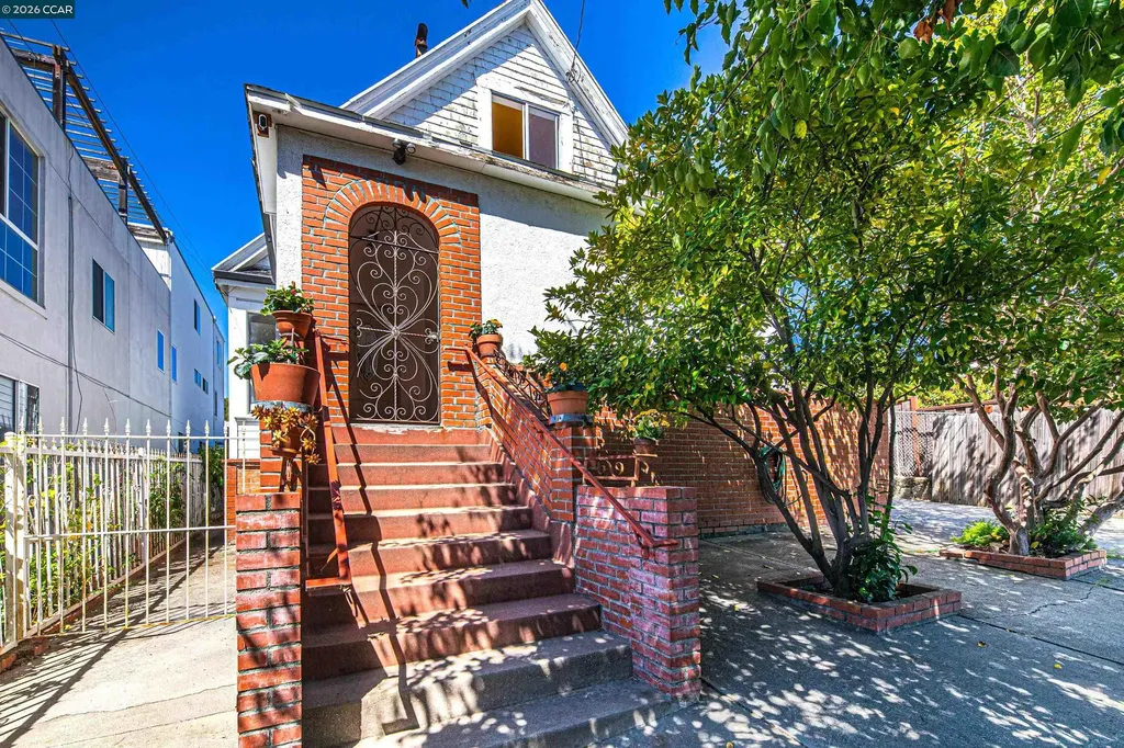 2968 Madeline Street Oakland CA 94602