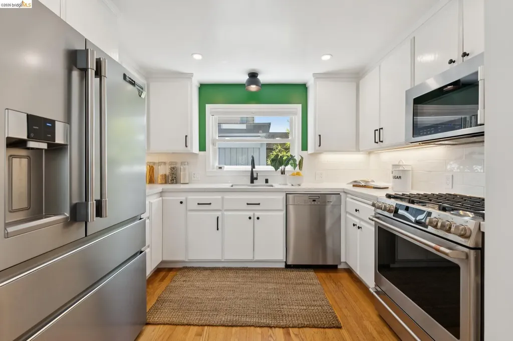 485 55th Street Oakland CA 94609