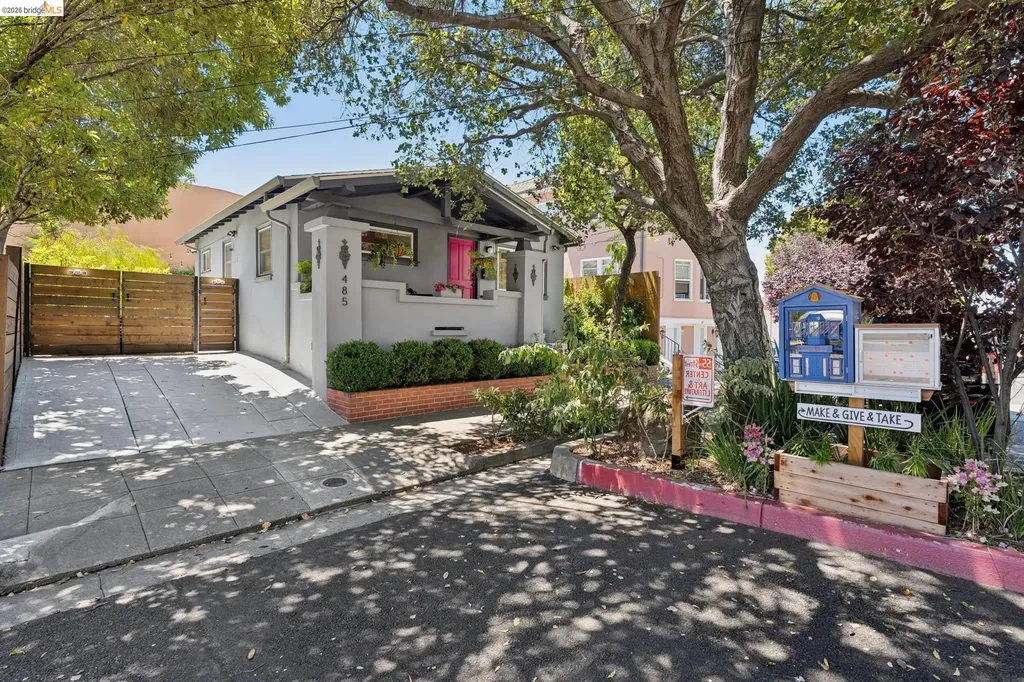 485 55th Street Oakland CA 94609