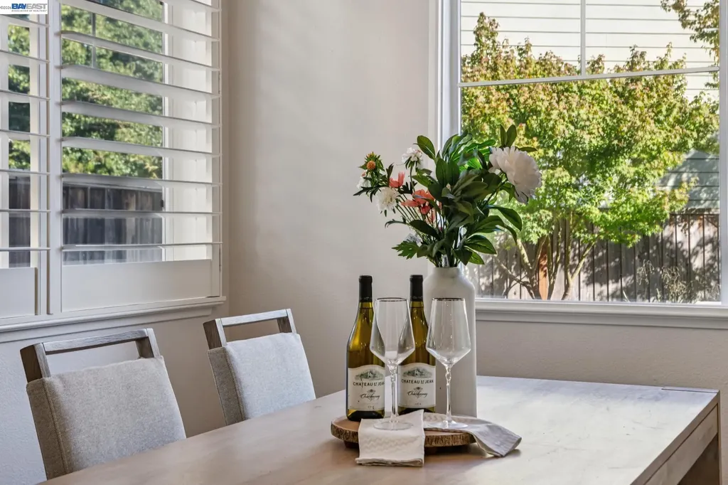 12 Britt Court Alameda CA 94502