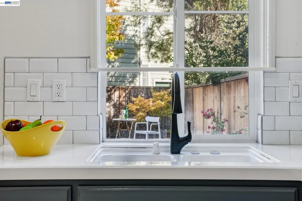 12 Britt Court Alameda CA 94502
