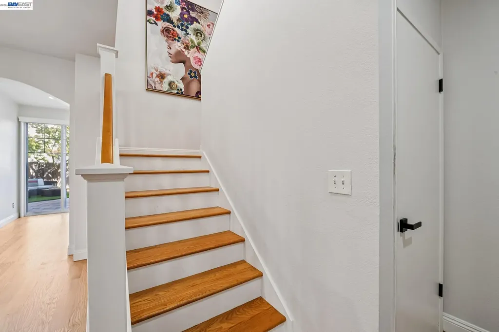 12 Britt Court Alameda CA 94502
