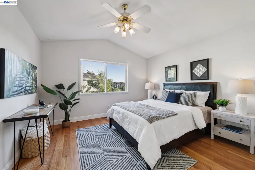 12 Britt Court Alameda CA 94502