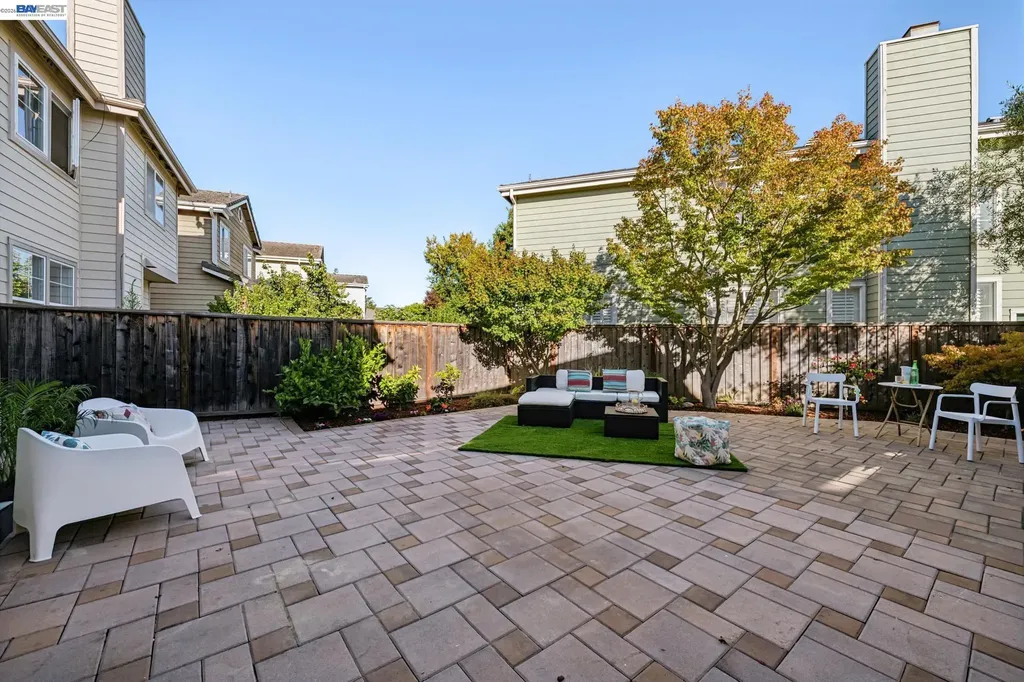 12 Britt Court Alameda CA 94502
