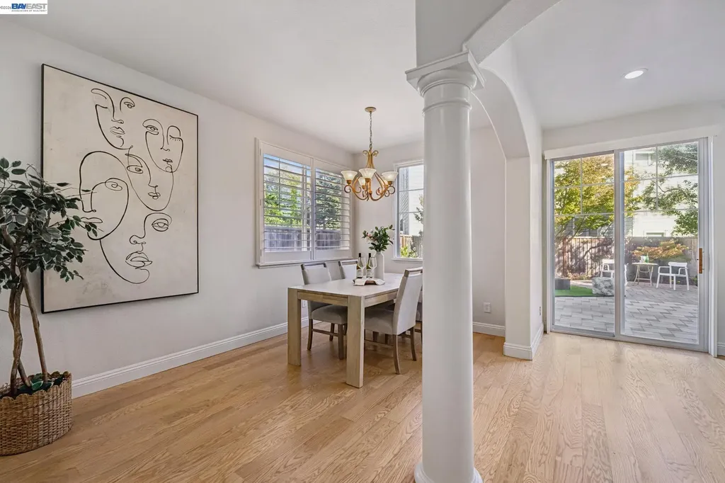 12 Britt Court Alameda CA 94502
