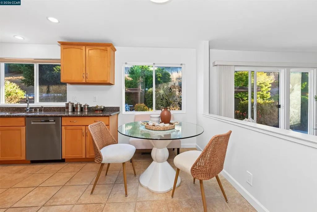 1556 Partridge Drive Hercules CA 94547
