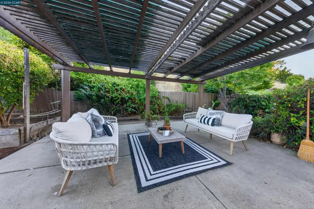 1556 Partridge Drive Hercules CA 94547