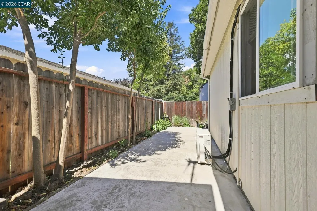 2932 Clayton Road Concord CA 94519