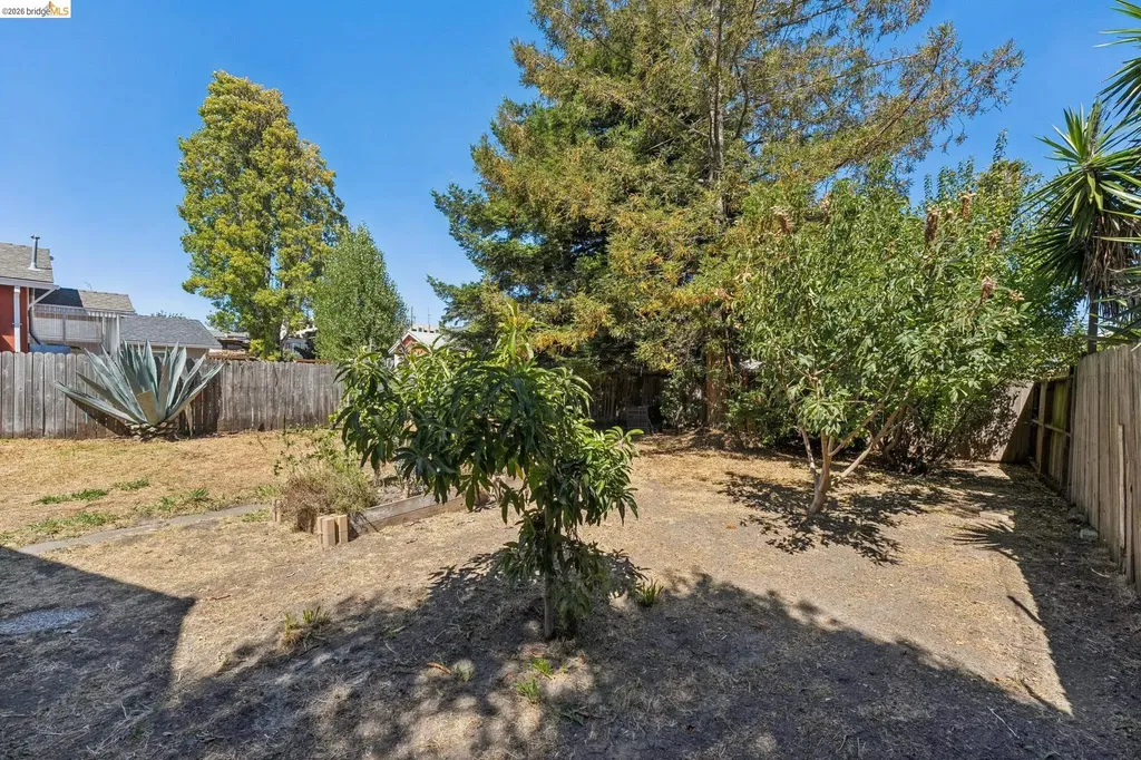 220 Marina Way Richmond CA 94801