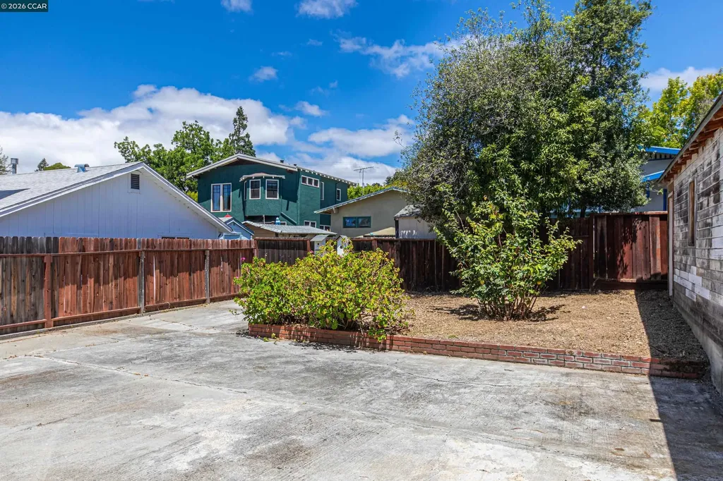 2968 Madeline Street Oakland CA 94602