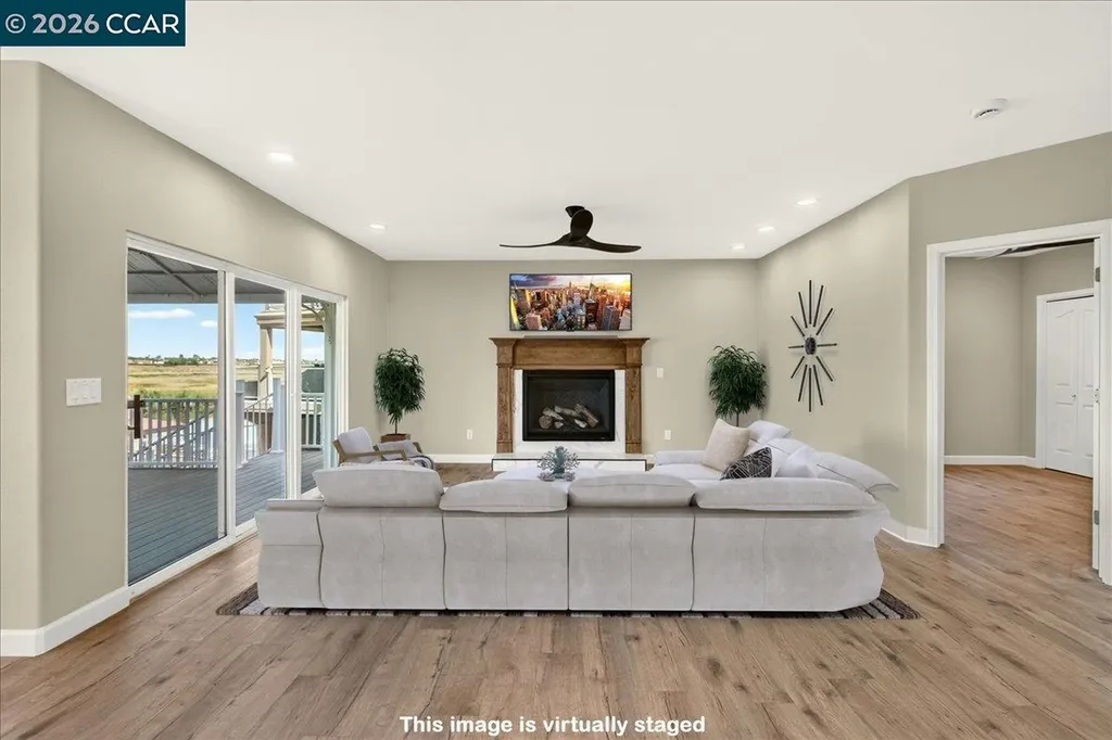 4880 Discovery Point Discovery Bay CA 94505