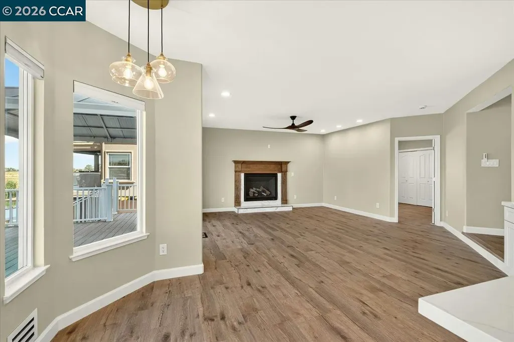 4880 Discovery Point Discovery Bay CA 94505