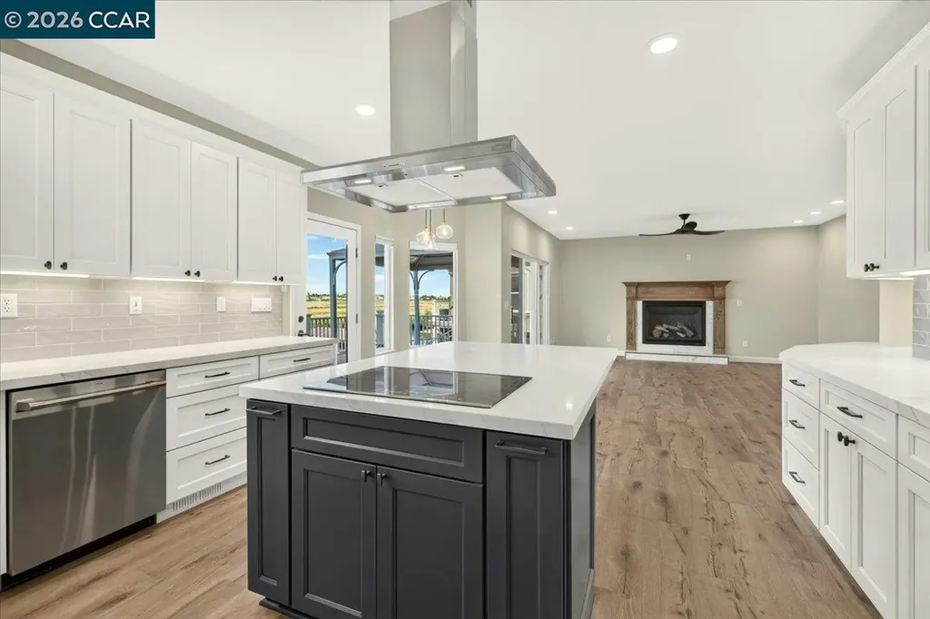 4880 Discovery Point Discovery Bay CA 94505