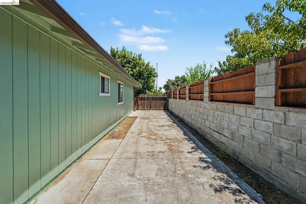 4241 Salgado Avenue Oakley CA 94561