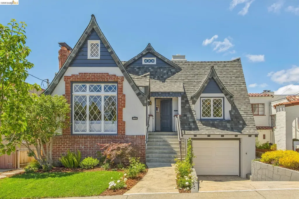3975 Oakmore Road Oakland CA 94602