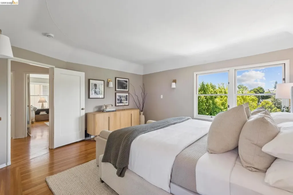 3975 Oakmore Road Oakland CA 94602