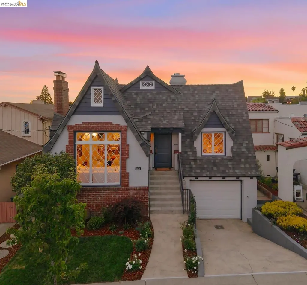3975 Oakmore Road Oakland CA 94602
