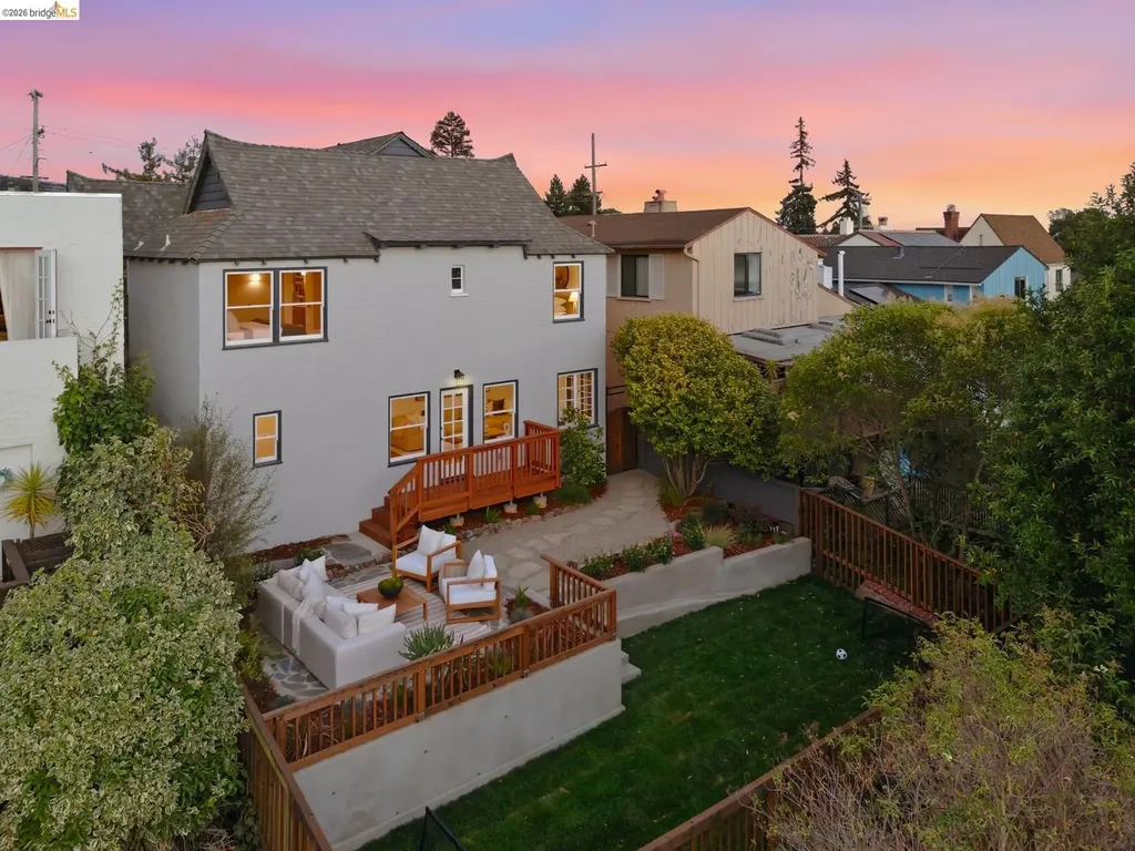 3975 Oakmore Road Oakland CA 94602