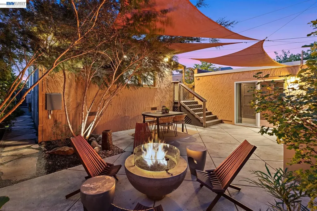 2906 Washington Street Alameda CA 94501