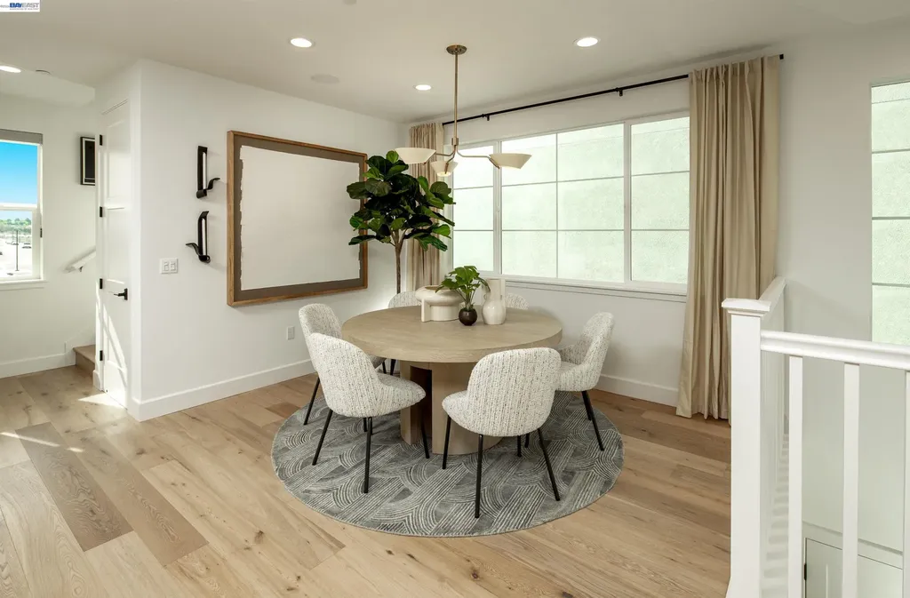 205 Splittail Way Napa CA 94558