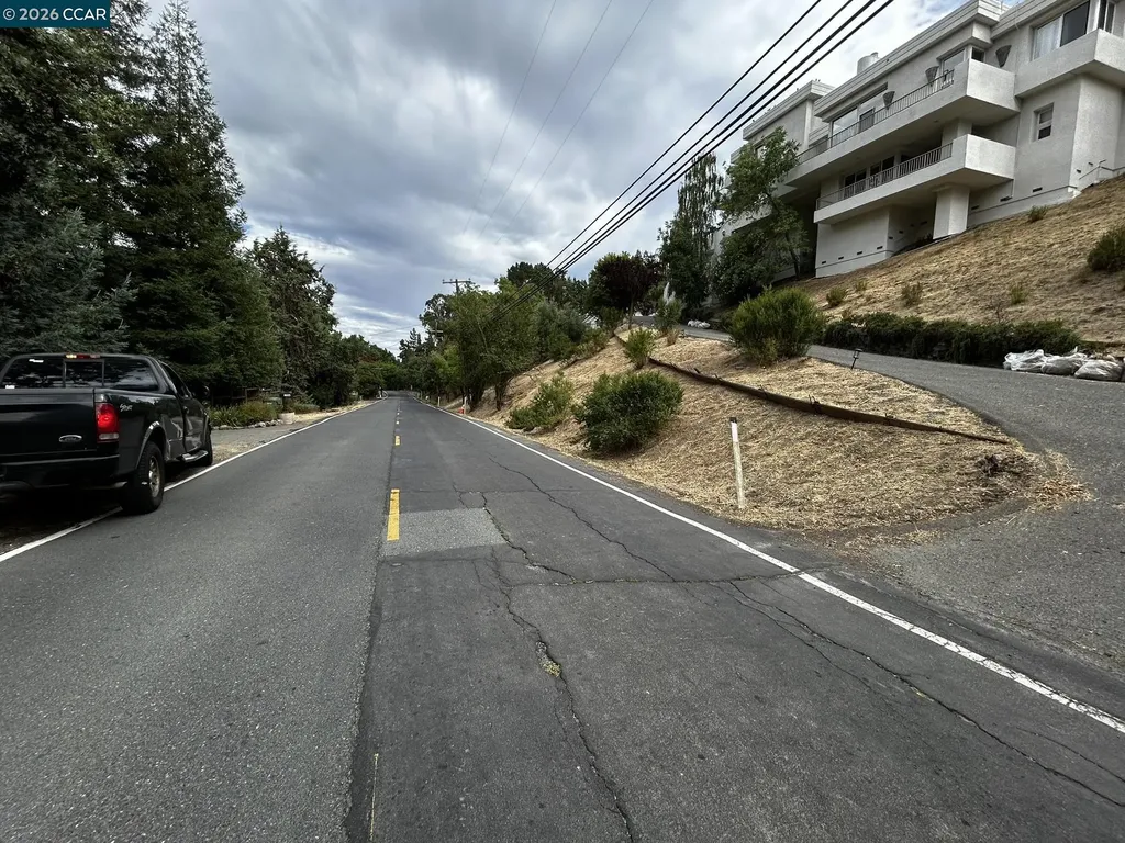 1556 Springbrook Road Walnut Creek CA 94597