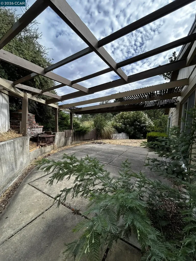 1556 Springbrook Road Walnut Creek CA 94597