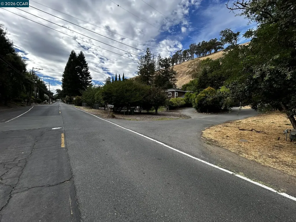 1556 Springbrook Road Walnut Creek CA 94597