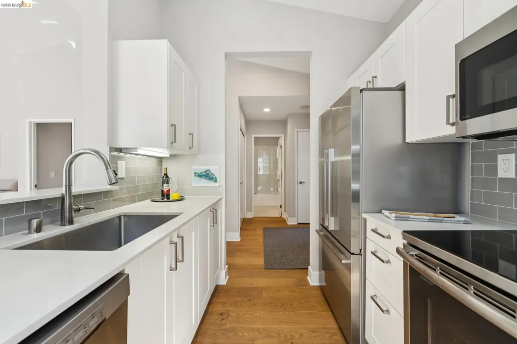 12 Bayside Court Richmond CA 94804