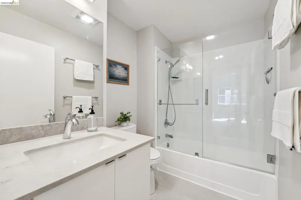 12 Bayside Court Richmond CA 94804