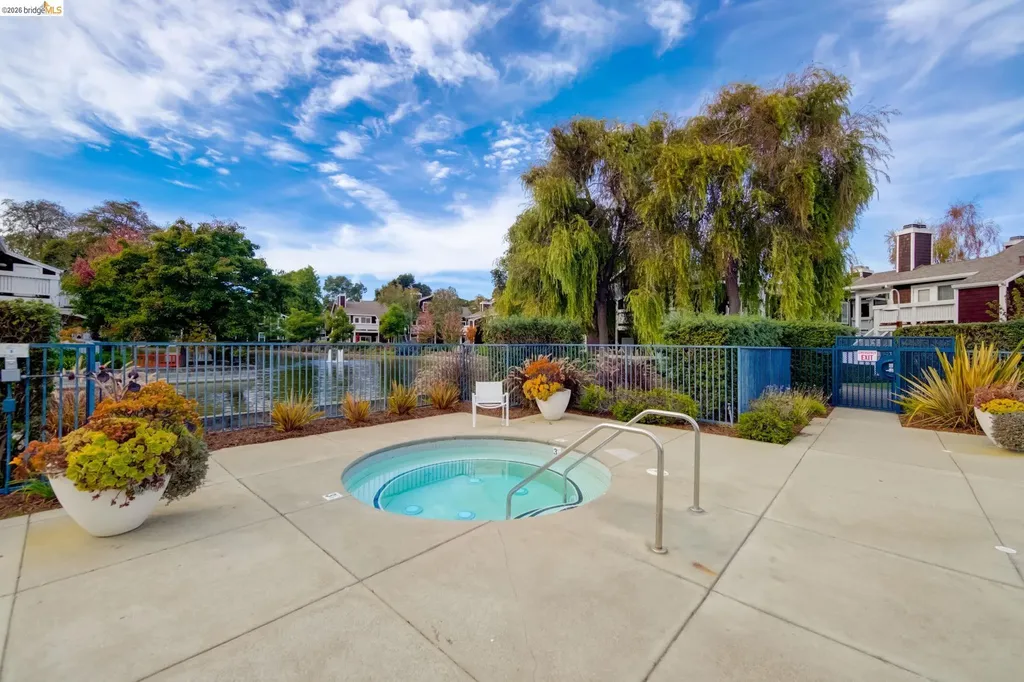 12 Bayside Court Richmond CA 94804