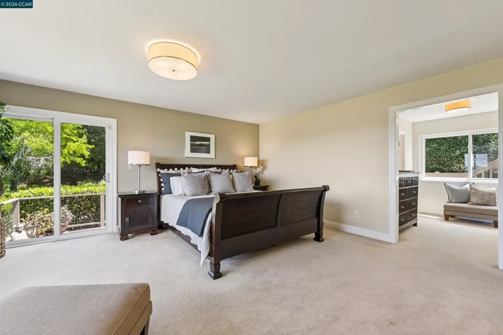 210 Courtney Lane Orinda CA 94563