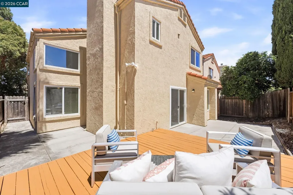 1056 Monfredo Pittsburg CA 94565