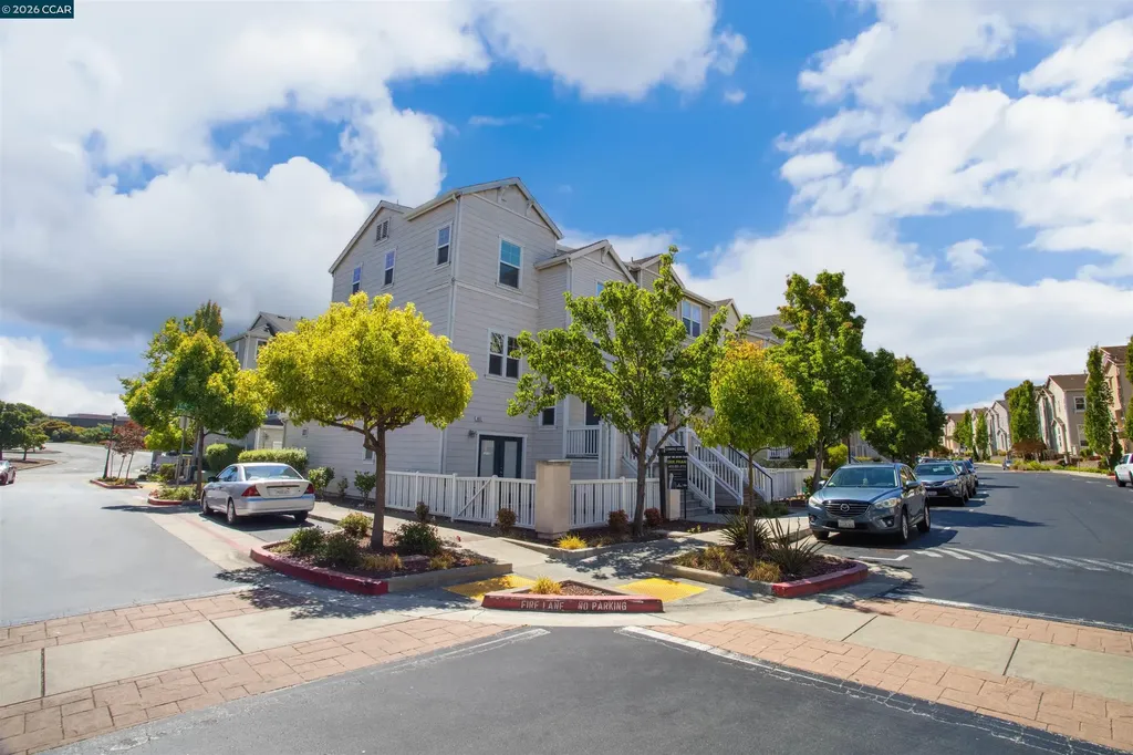 411 Summer Lane Richmond CA 94806