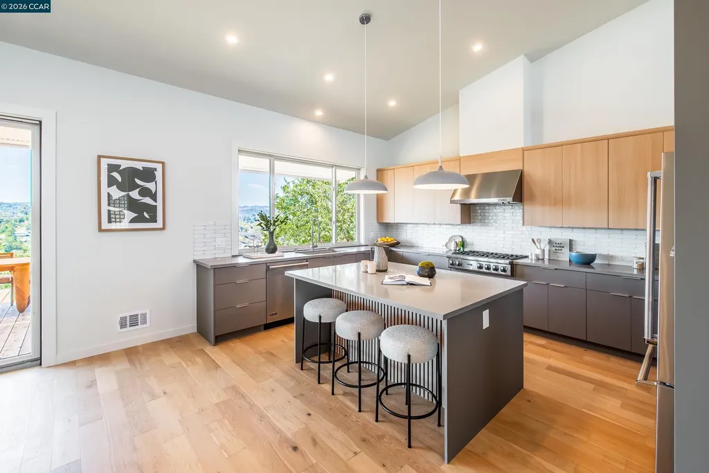 105 Hillcroft Walnut Creek CA 94597