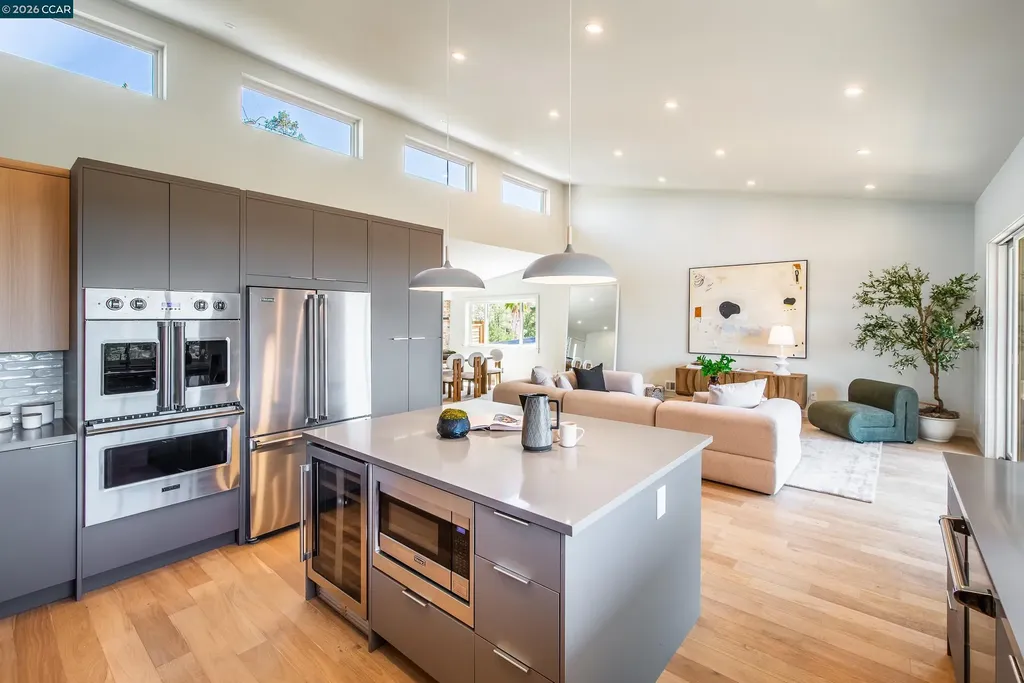 105 Hillcroft Walnut Creek CA 94597