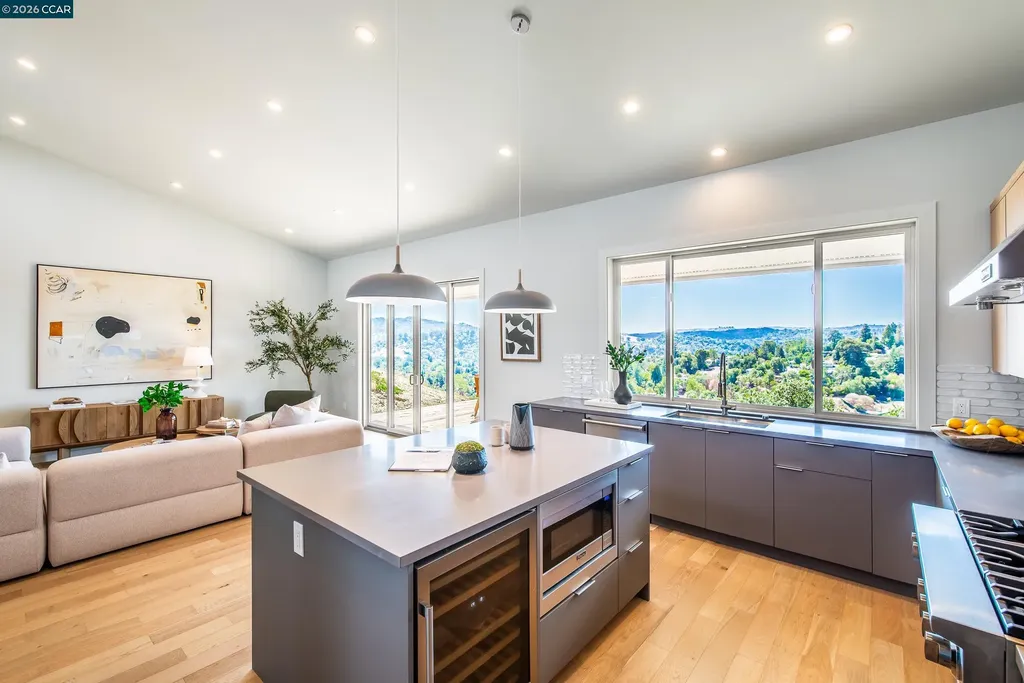 105 Hillcroft Walnut Creek CA 94597