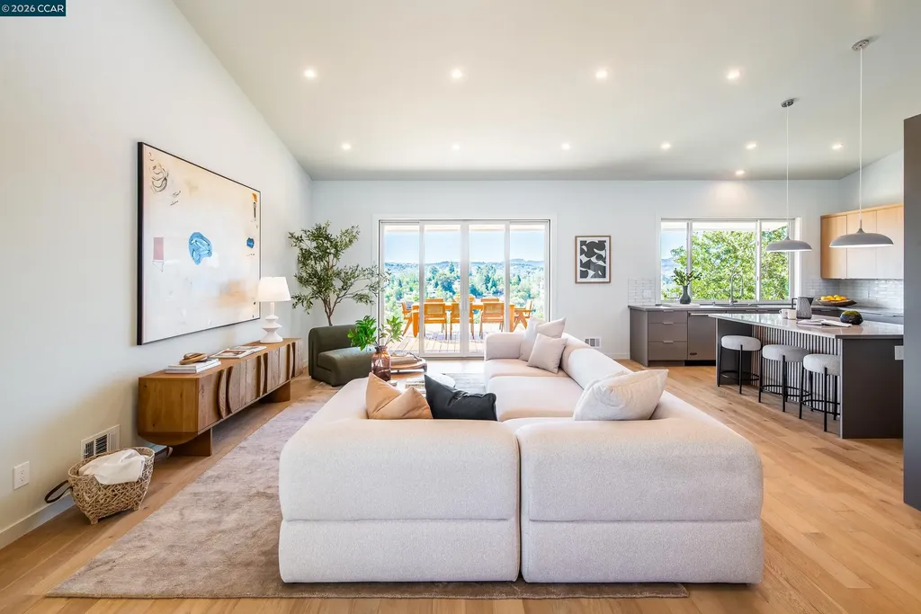 105 Hillcroft Walnut Creek CA 94597